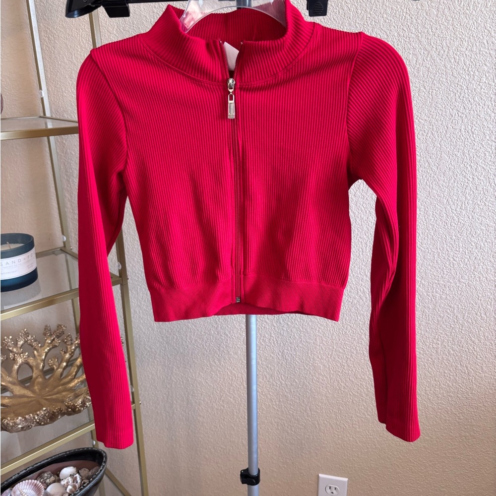La linger‎ Bright Red Ribbed Sweater